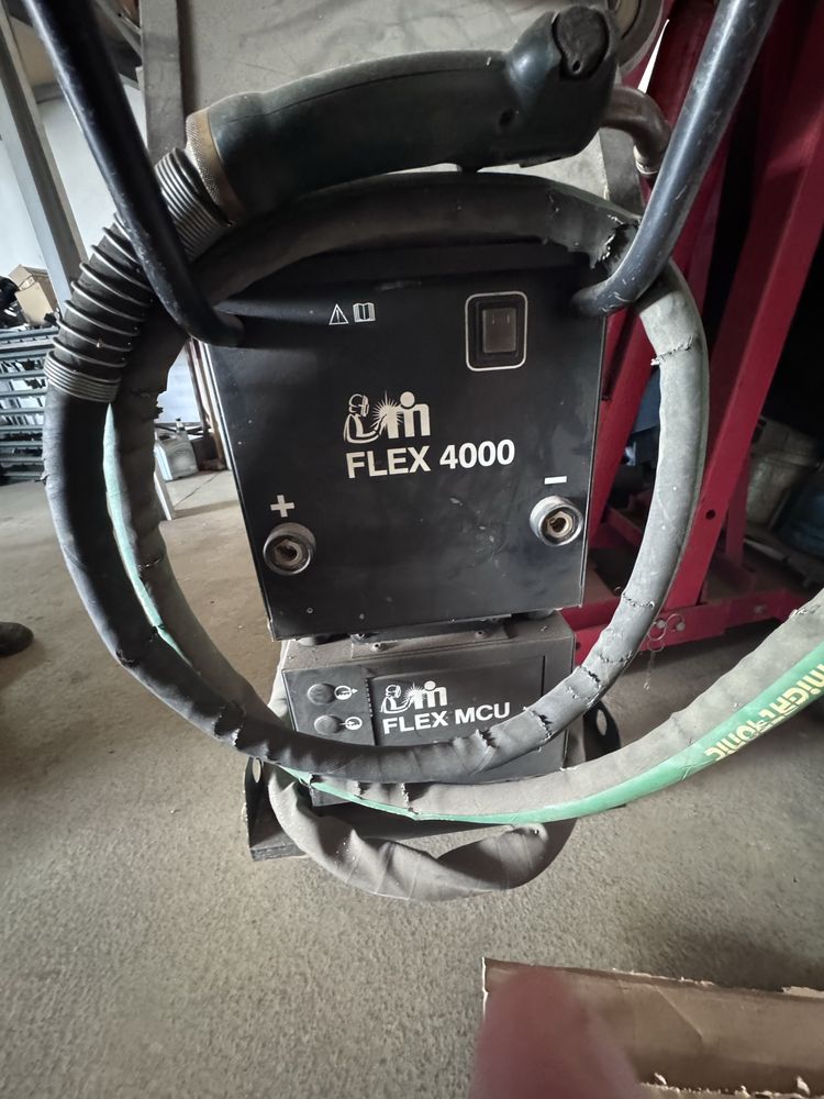 Maquina de soldar Migatronic Flex 4000