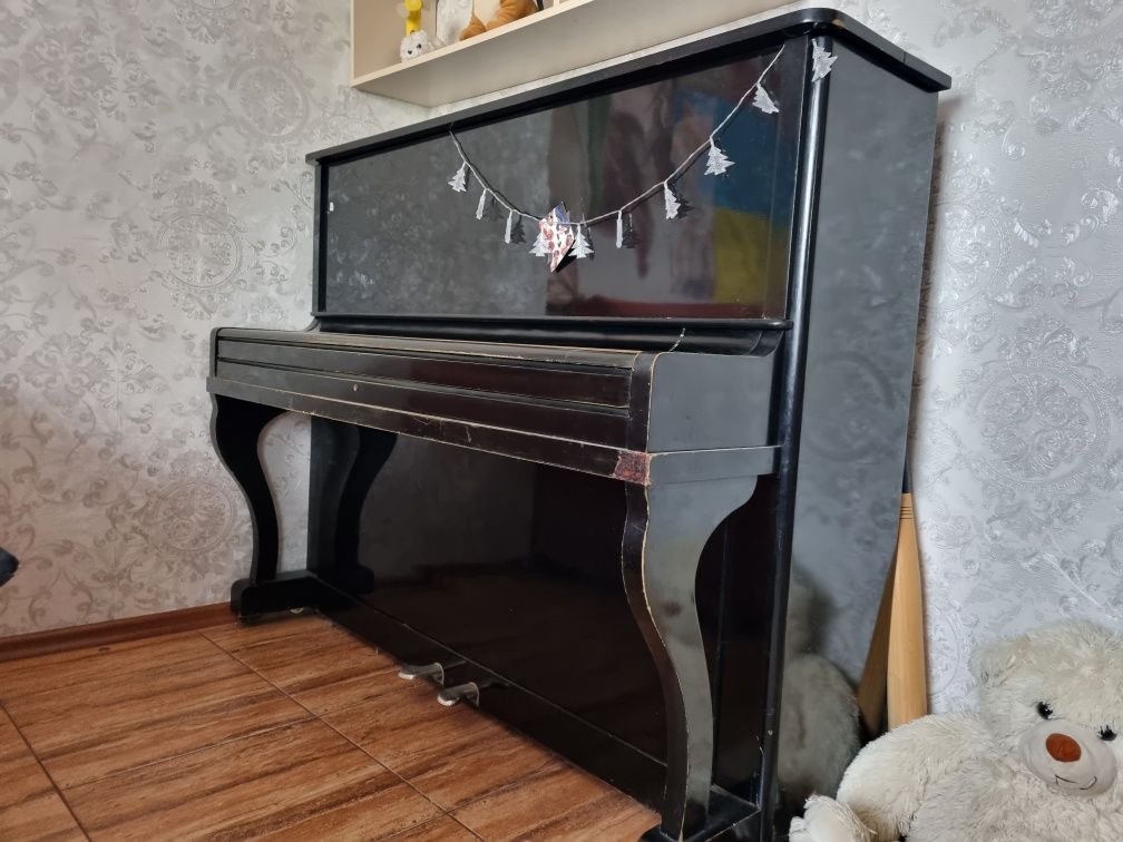 Пианино Украина.