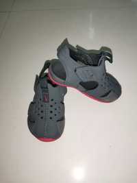 Дитячi сандалi, босонiжки Nike, розмiр 21