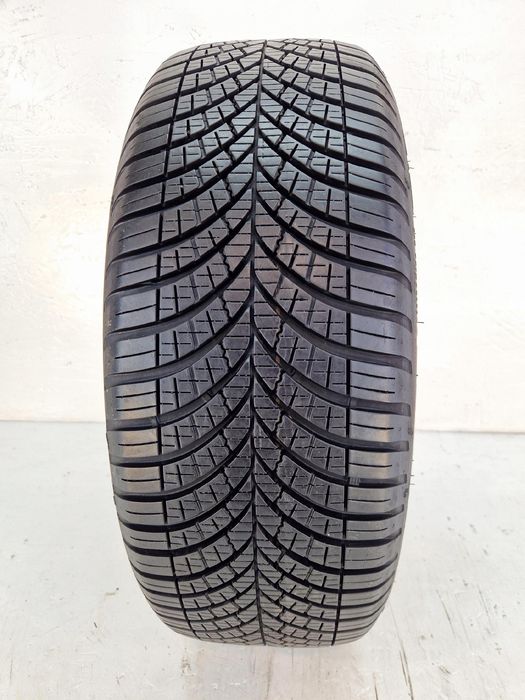 Opona Goodyear Vector 4Seasons 205/55r16 94V