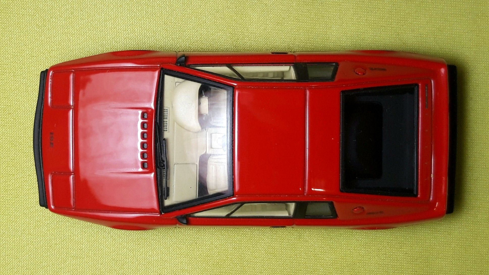 Модель 1/43 Lotus Esprit 79 (AUTOart)