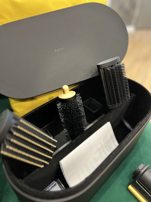 Фен-стайлер dyson