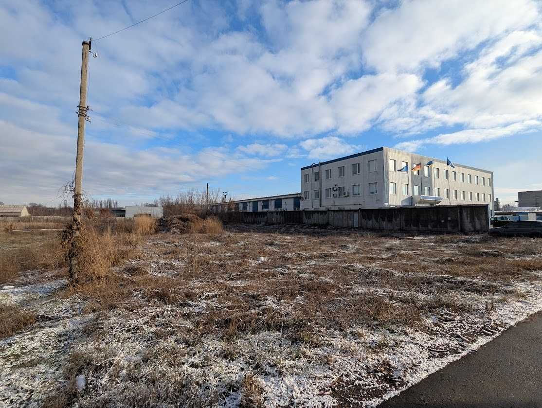 Продамо    фасадну ділянку 9 с землі промисловості на Чигиринський