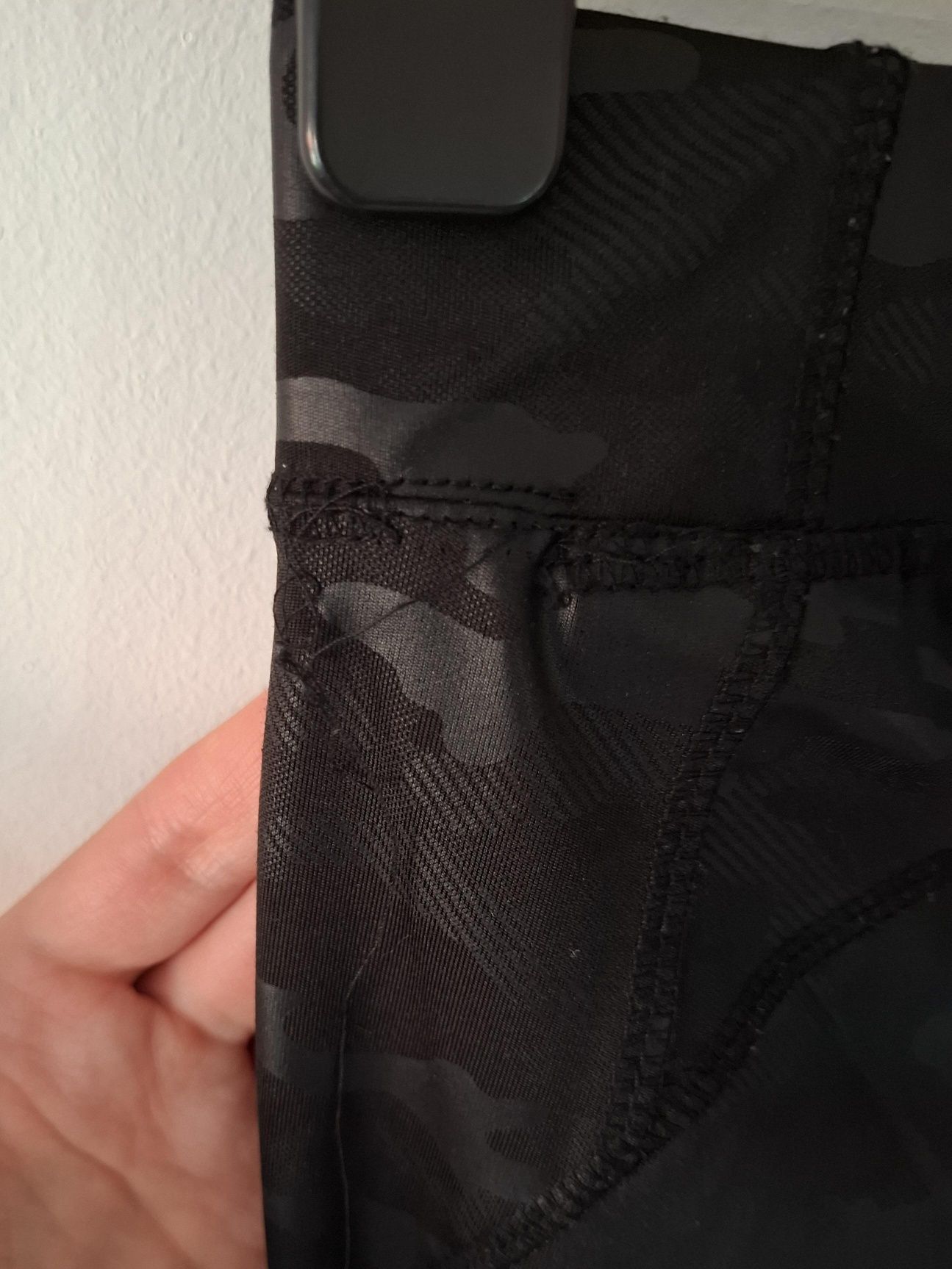 Leginsy legginsy damskie czarne moro push-up sportowe odblaski Hummel