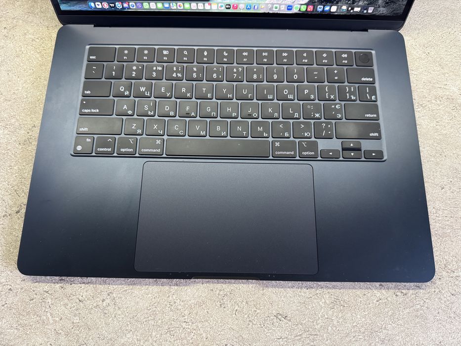 Macbook Air 15 M2 2023 23 цикла аккумулятор