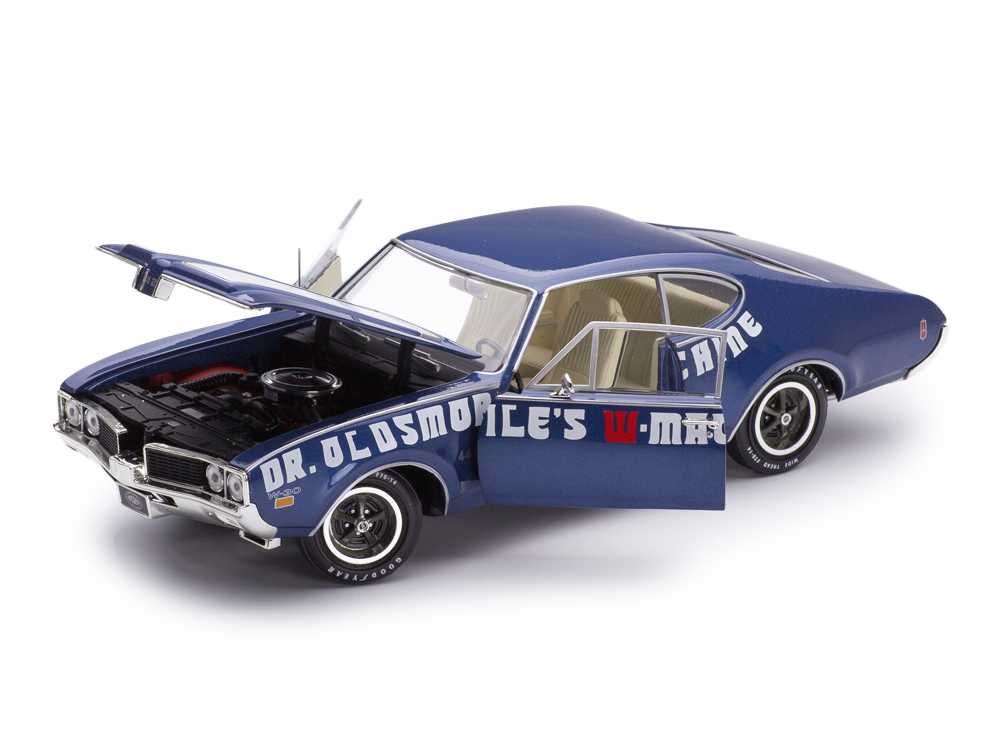 Model 1:18 Auto World Oldsmobile Cutlass 442 Coupe 1969 blue/white