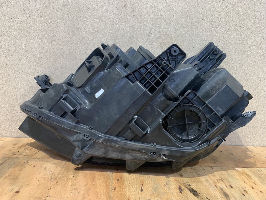 VW Passat B8 Lift lampa prawa przednia prawy przód FULL LED Europa