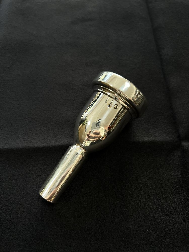 Bocal Trombone Baixo Bach Megatone 1 1/4 G