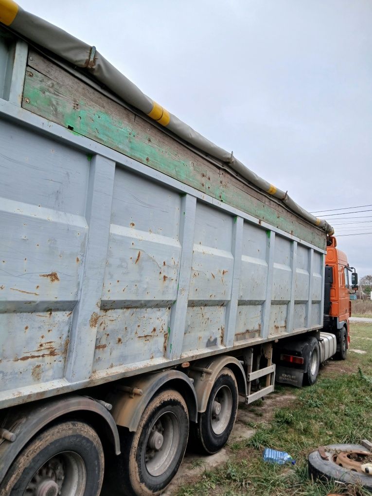 Продам напівпричіп Bodex