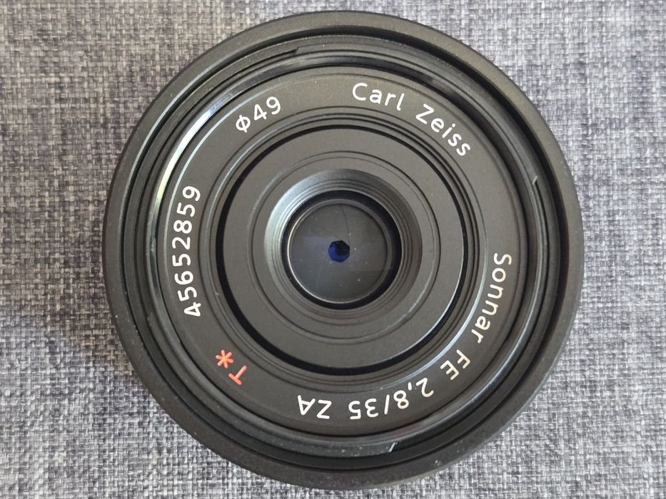Sony FE 35mm f/2.8 ZEISS Sonnar