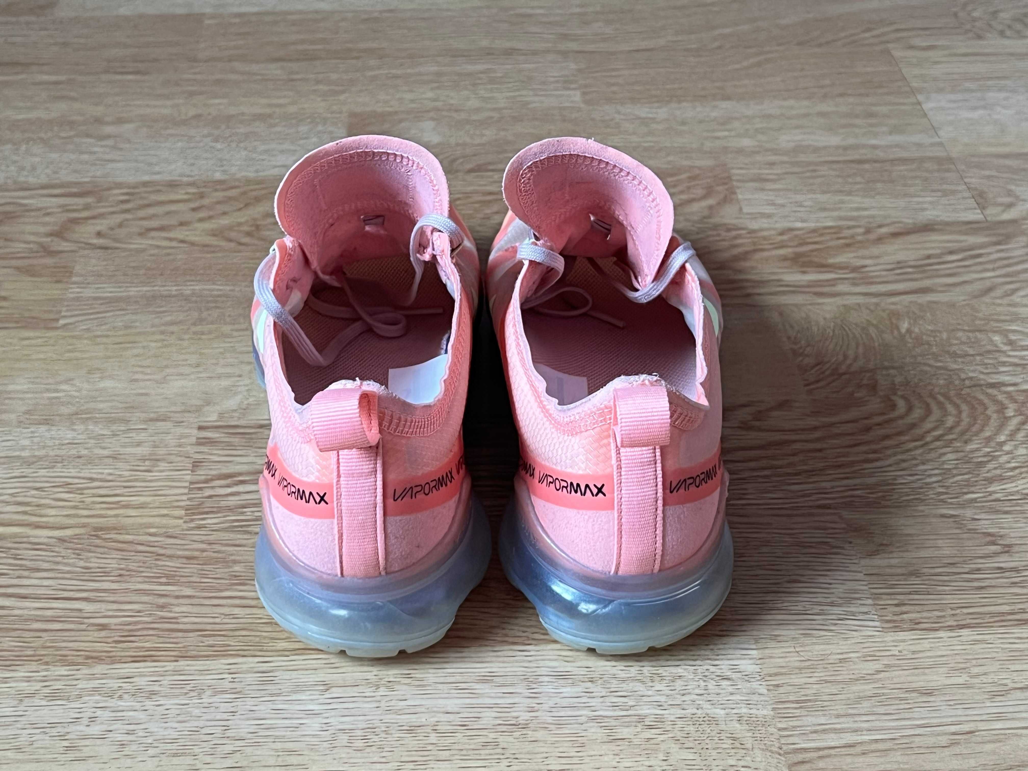 Кросівки Nike Vapormax оригінал 37 розміру в ідеальному стані