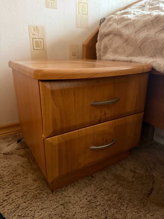 Меблі в спальню з МДФ ТМ Комекс  (Шафа, ліжко, трюмо і тумби 2шт)