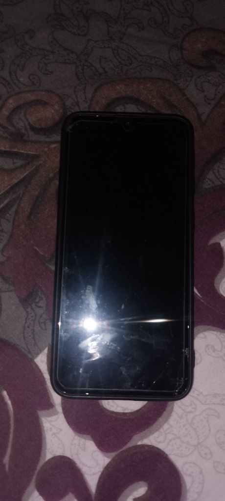 Продам Samsung a20e