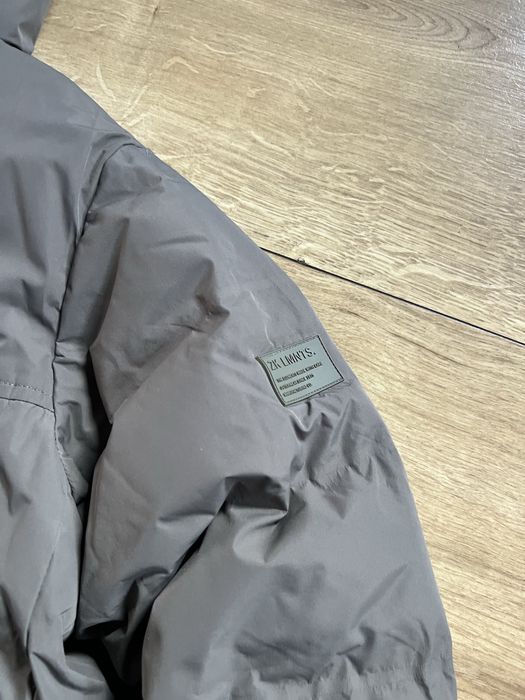 Теплая курточка Zara на возраст 13-14 лет