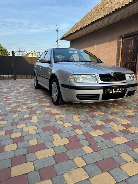 Продам SKODA OKTAVIA 1.6mpi