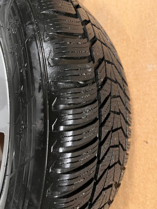 Oryginalne koła zimowe SUBARU 17 cali.