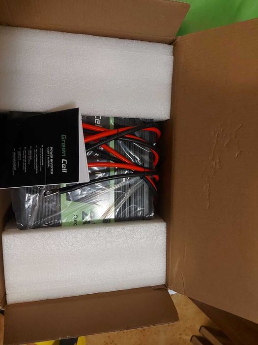 Чистый синус . Инвертор. Green Cell. 2000/4000Вт. 12 v - 230v.Наличие.