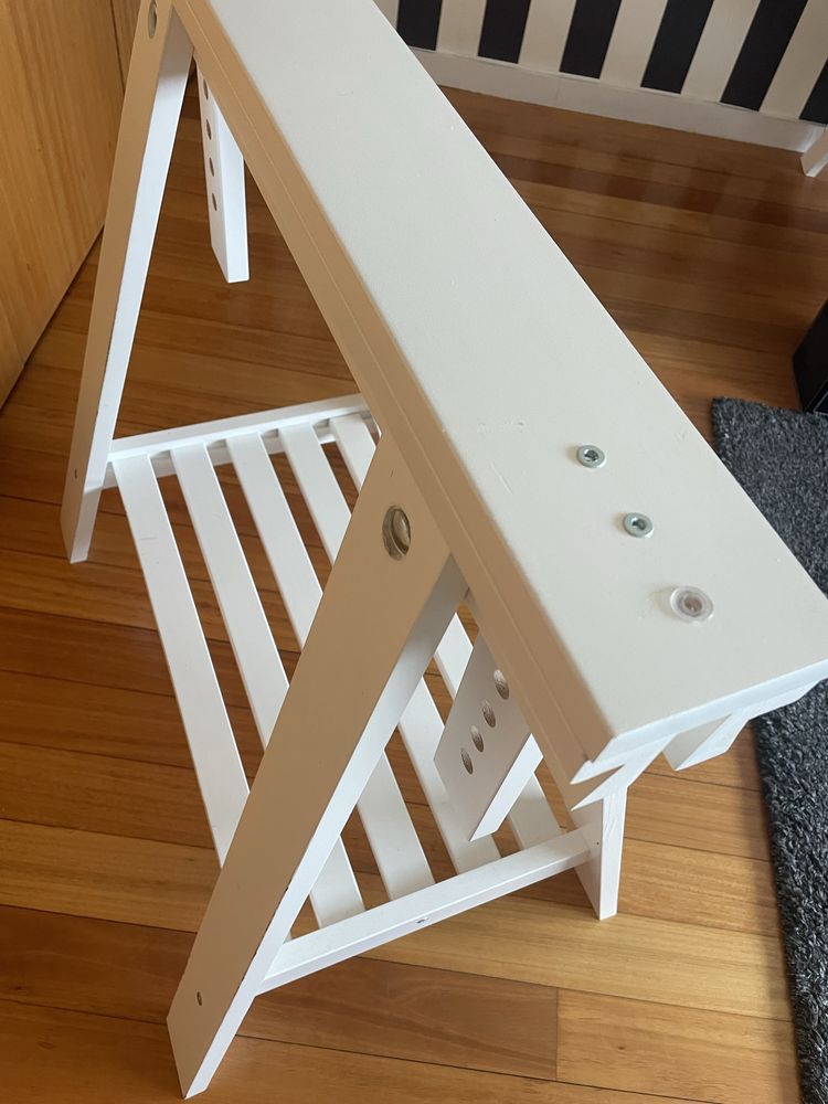Cavalete Madeira branco para mesa, marca IKEA 70X70/100 cm
