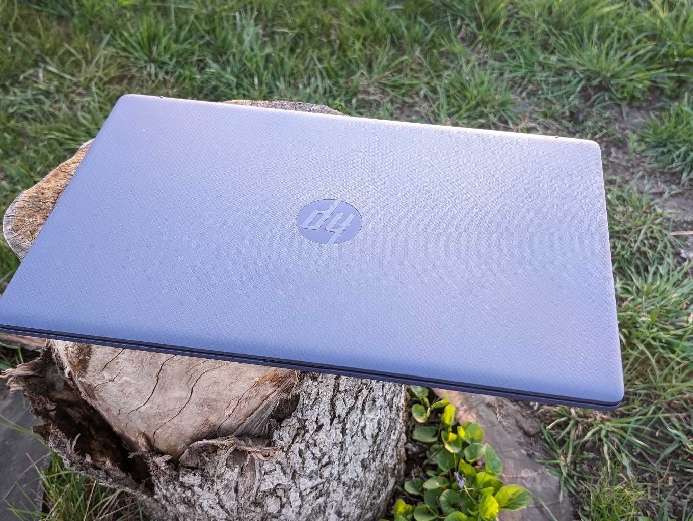 Сучасний потужний Ноутбук HP Laptop 17-cp0215nw (5T616EA)