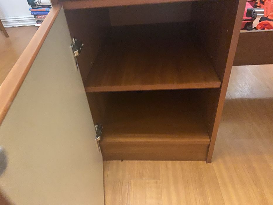 oddam za darmo biurko w dobrym stanie