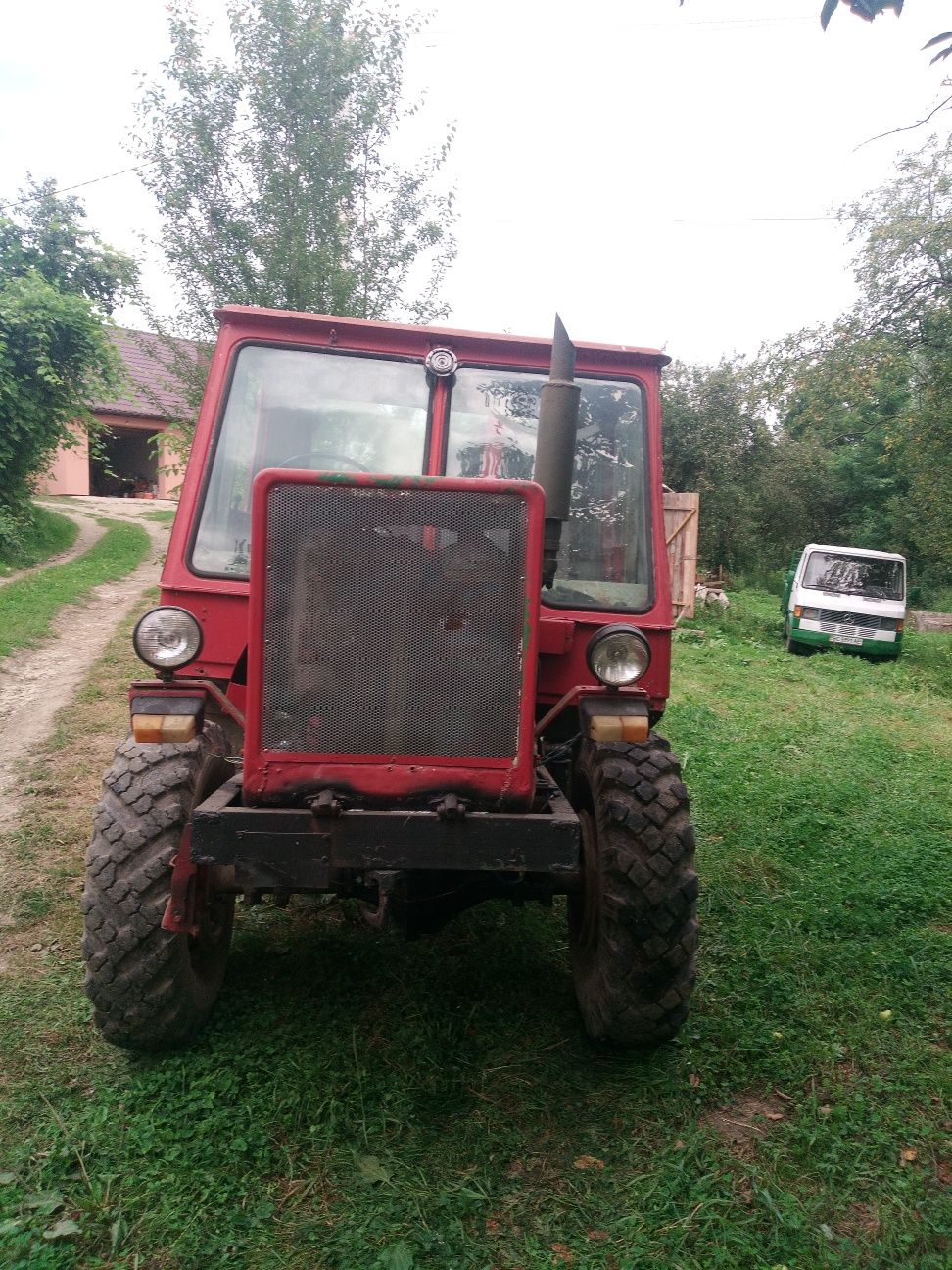 Трактор повнопривідний переломка,прицепний екскаватор.Торг.