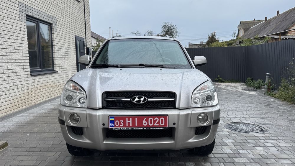 Hyundai Tucson, 2.0 газ/бенз