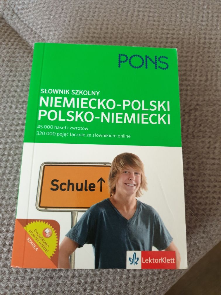 Książka Slownik Szkolny Niemcko-Polski i Polsko- Niemiecki/ A5
