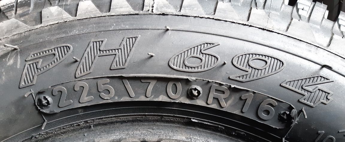 225/70 R16 opony bieżnikowane TERENOWE A/T