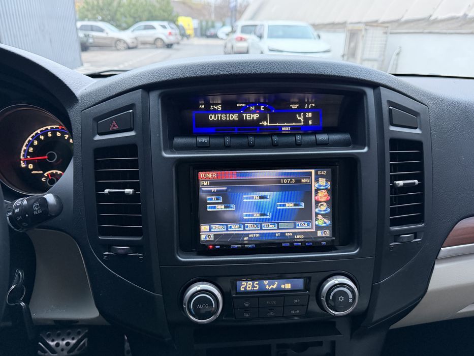 Mitsubishi Pajero Wagon 2009 3.0AT 4WD