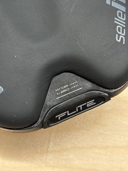 Selim Selle Italia Flite Boost Carbon