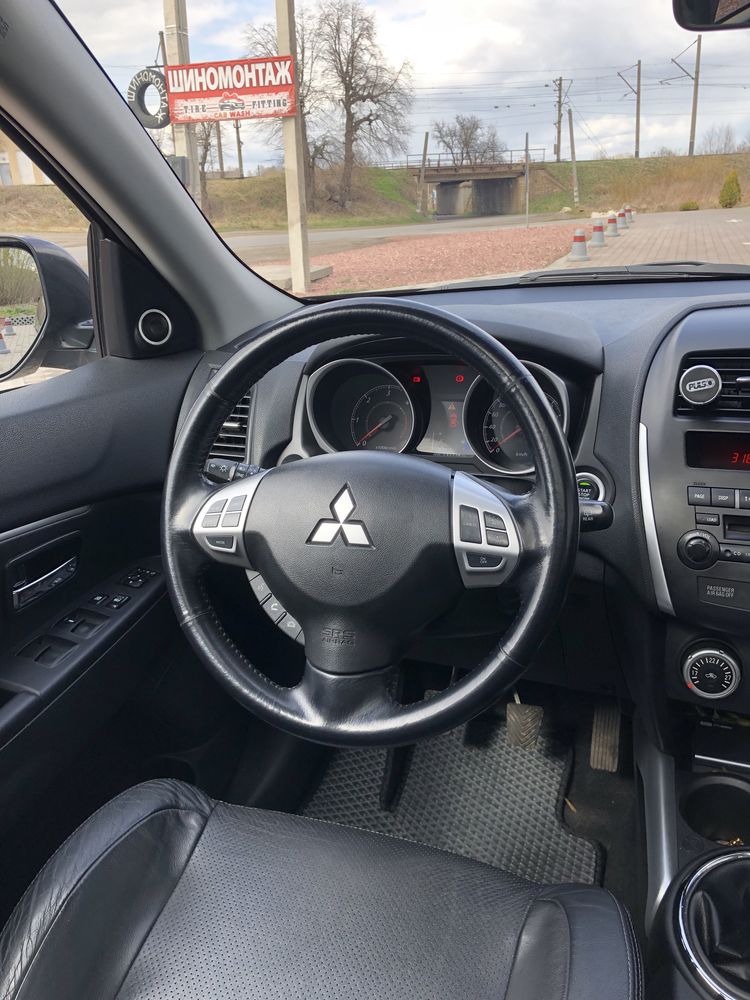 Mitsubishi ASX в дуже хорошому стані!!!