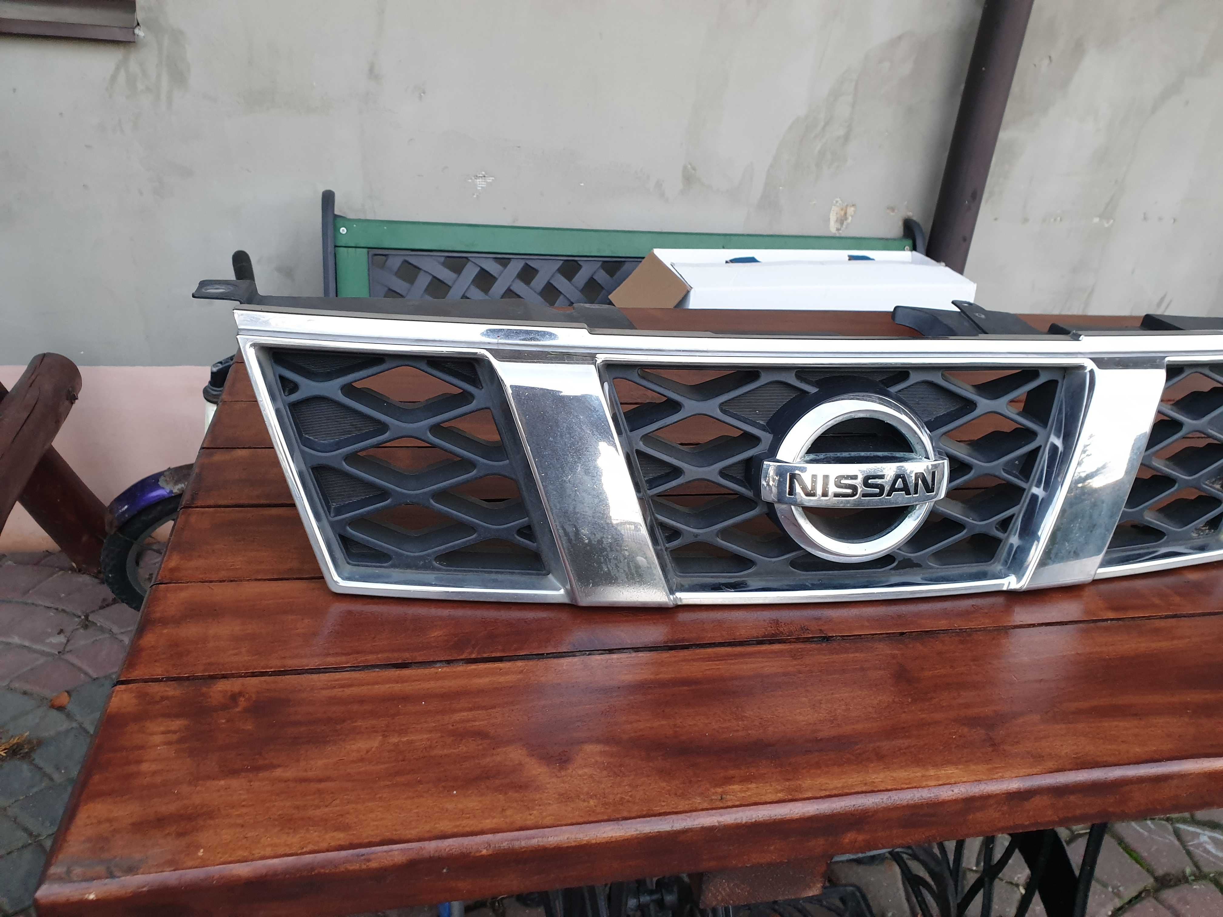 Grill, kratka, atrapa Nissan X Trail T31