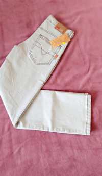 Spodnie chłopięce z bawełny dekatyzowanej, rozmiar 140
