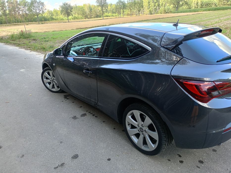 Opel astra J GTC 1.4T