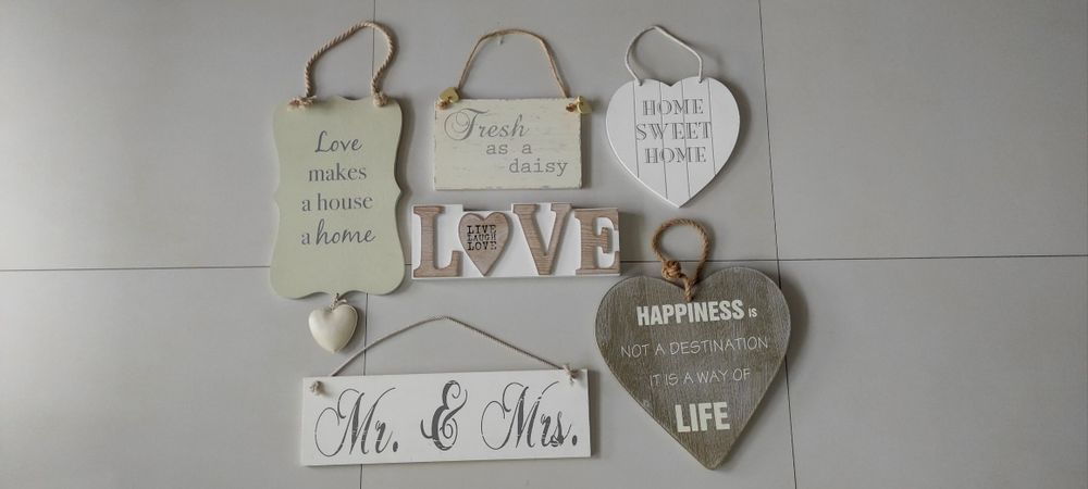 Sprzedam zestaw dekoracyjny.