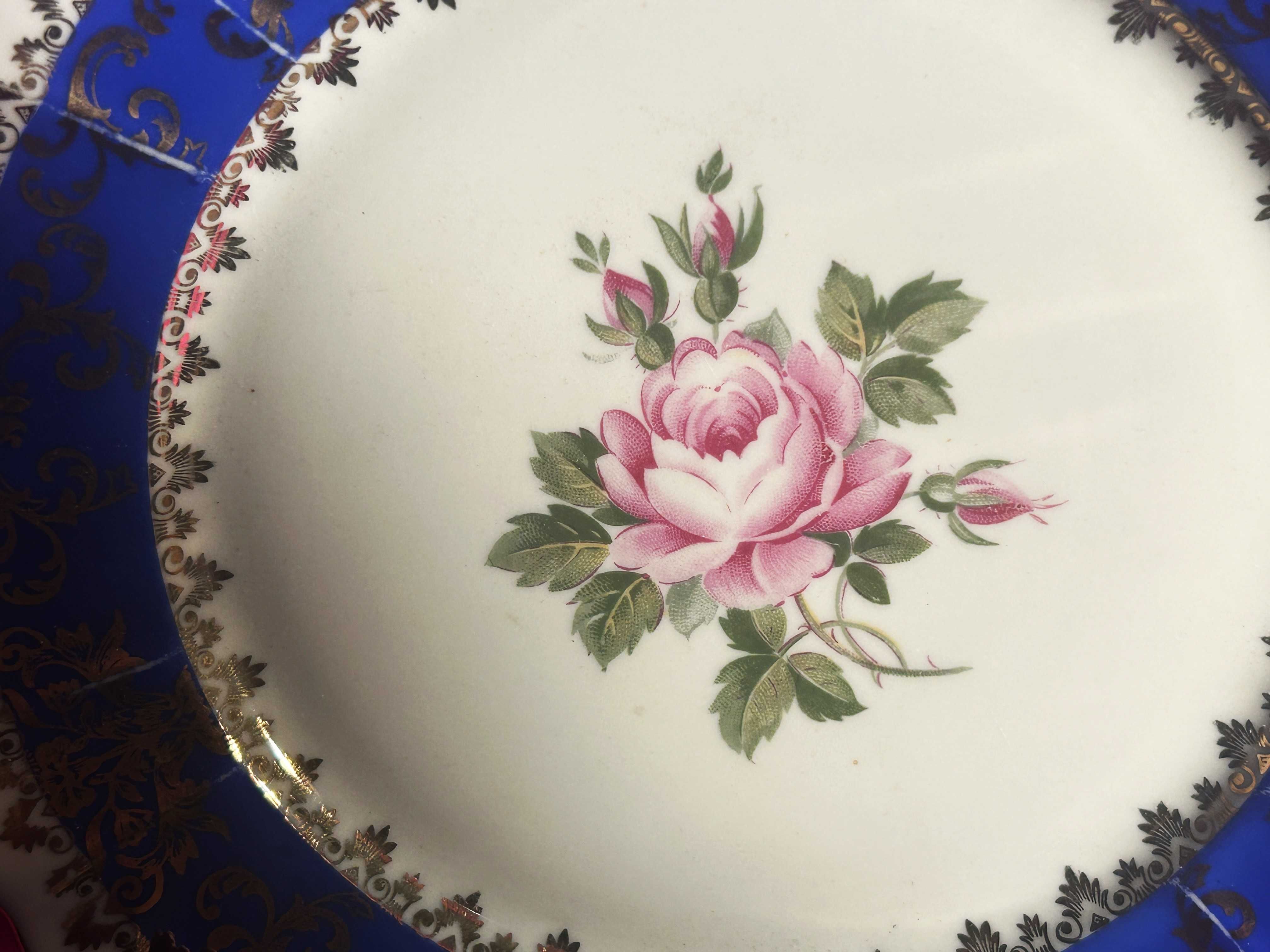 Porcelana Oscar Schlegelmilch, pięknie zdobiona