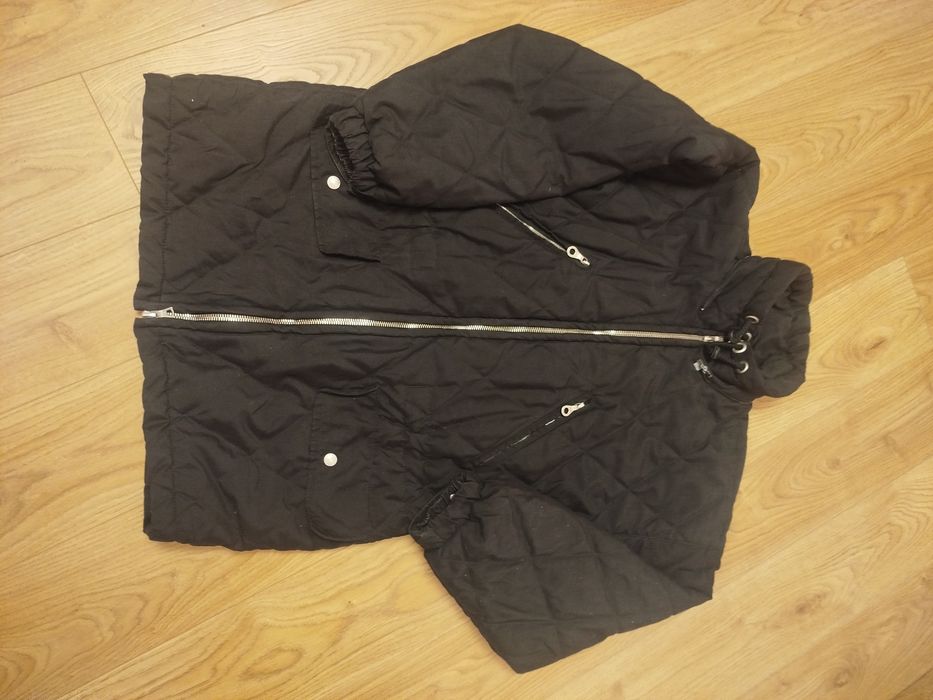 Продам жіночу куртку