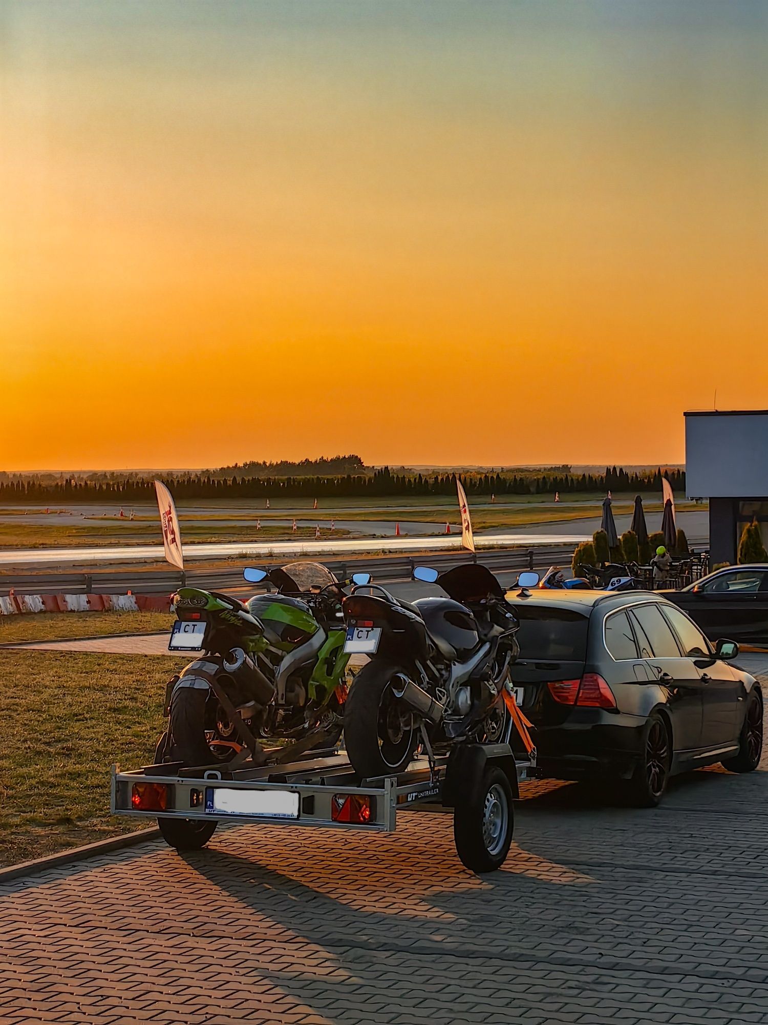 Przyczepka motocyklowa wynajem