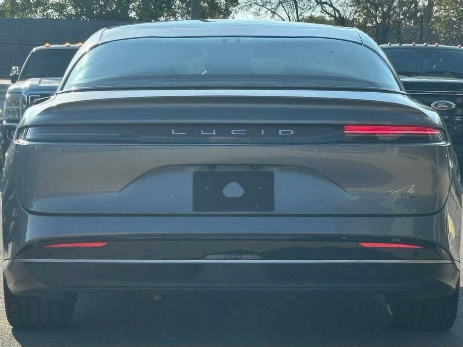 Lucid Air Grand Touring      2022