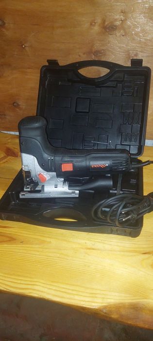 Лобзик електричний Днипро-М JS-110SF