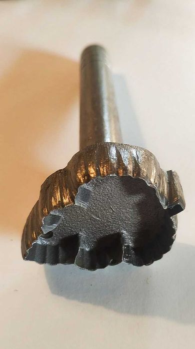 Moldes em ferro fundido e latão