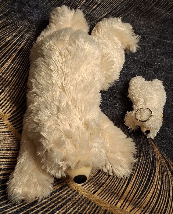 Zestaw maskotka i brelok śpiący miś polarny Actimel dla kolekcjonerów