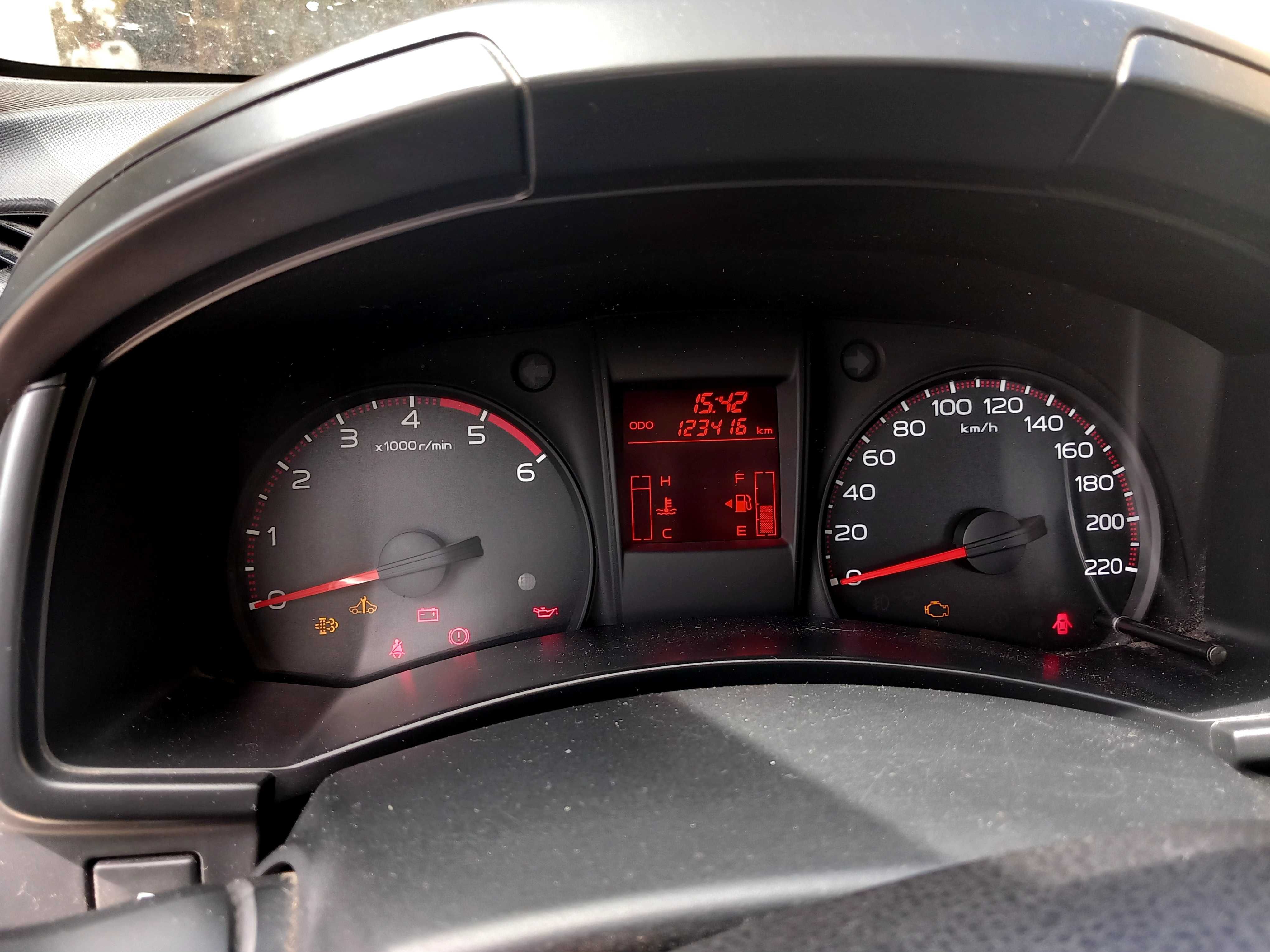 Isuzu Atfs D-Max 124000km