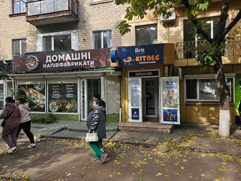 Центр Грушевського торгове приміщення 87 кв.м. ТОП місце прохідняк