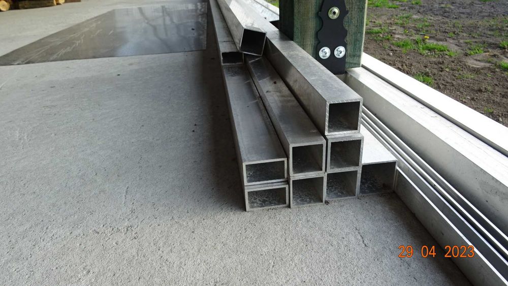 Profile aluminiowe o różnym kształcie