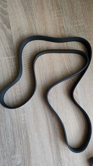 ремень Micro-V GATES 7PK2035 новый