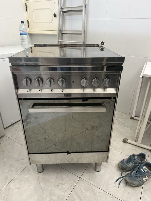 Fogao a gas botija 4 bicos sem grelha