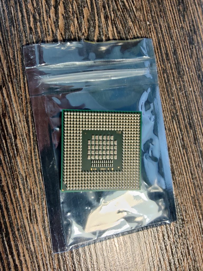 Процесор Intel Core2 Duo Processor T7300 (4M Cache, 2.00 GHz, 800 MHz