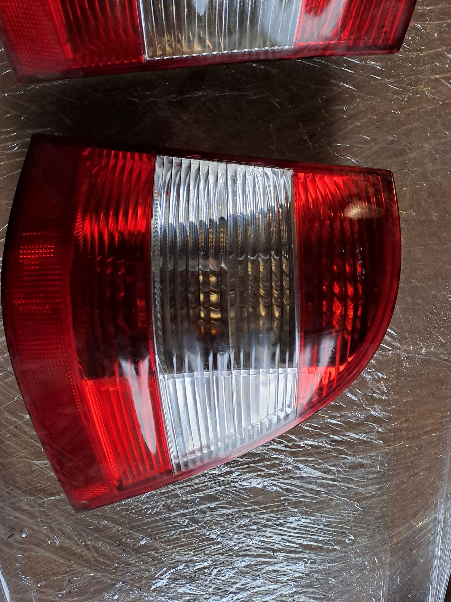 Lampy tylne Mercedes ML w163