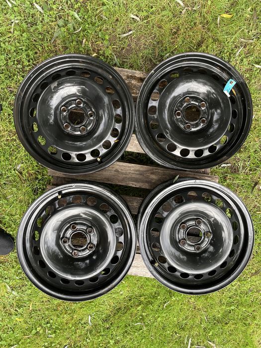 Felgi stalowe 5x100 15 VW Polo Audi A1 Seat Ibiza Skoda Fabia Jak nowe